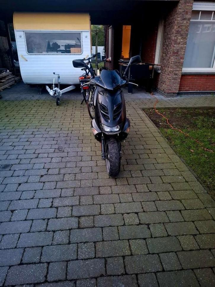 Aprilia sr 50, Fietsen en Brommers, Scooters | Aprilia, Gebruikt, SR 50, Ophalen