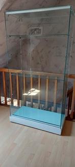 Grote vitrine, Huis en Inrichting, Kasten | Vitrinekasten, Ophalen, Zo goed als nieuw