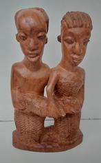 Afrikaans natuur houten beeldje man-vrouw-baby, Antiek en Kunst, Kunst | Beelden en Houtsnijwerken, Ophalen of Verzenden