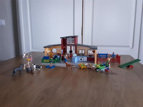 PLaymobil mooie groot hondenpension, Kinderen en Baby's, Speelgoed | Playmobil, Zo goed als nieuw, Complete set, Ophalen of Verzenden