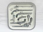 Dienblad Fornasetti 'Pistols', Huis en Inrichting, Woonaccessoires | Dienbladen, Ophalen of Verzenden, Metaal