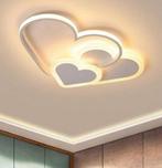 Plafonnier LED forme cœur 3 cœurs + télécommande, lampe 50cm, Enlèvement ou Envoi, Métal, Neuf
