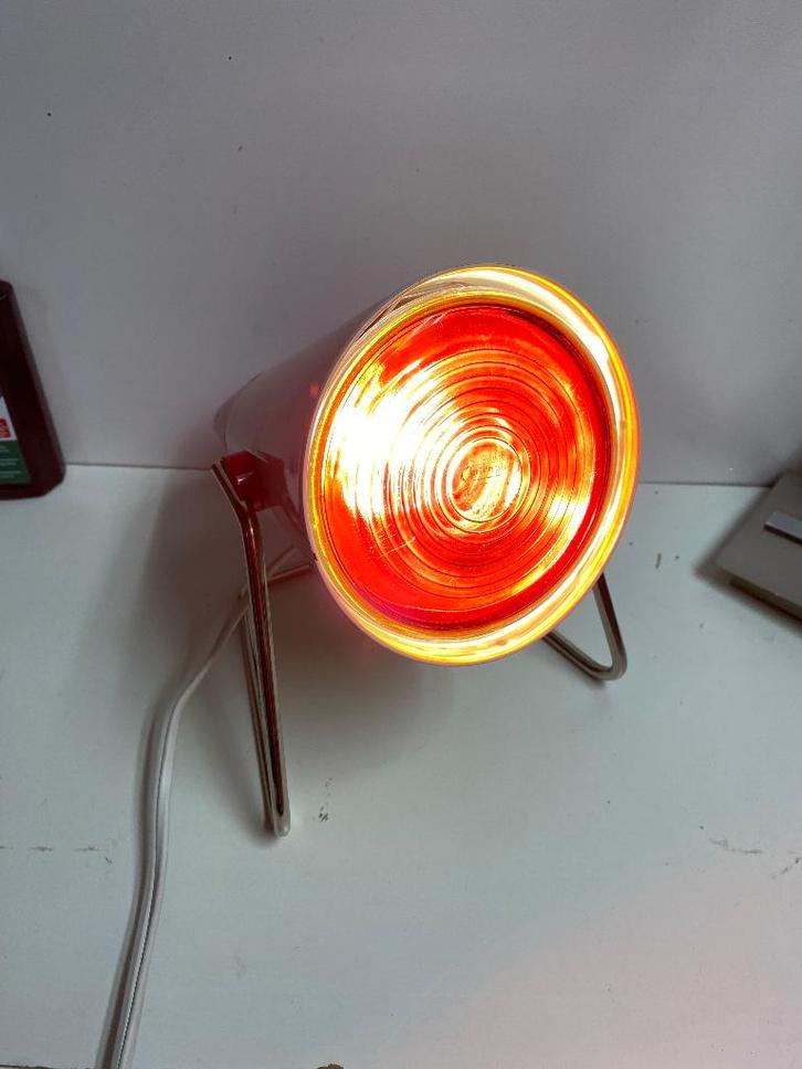 lampe chauffante, Divers, Matériel Infirmier, Comme neuf, Enlèvement ou Envoi