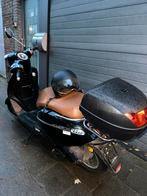 Scooter te koop nog bijna nieuw, Fietsen en Brommers, Brommers | Overige merken, Ophalen, Zo goed als nieuw