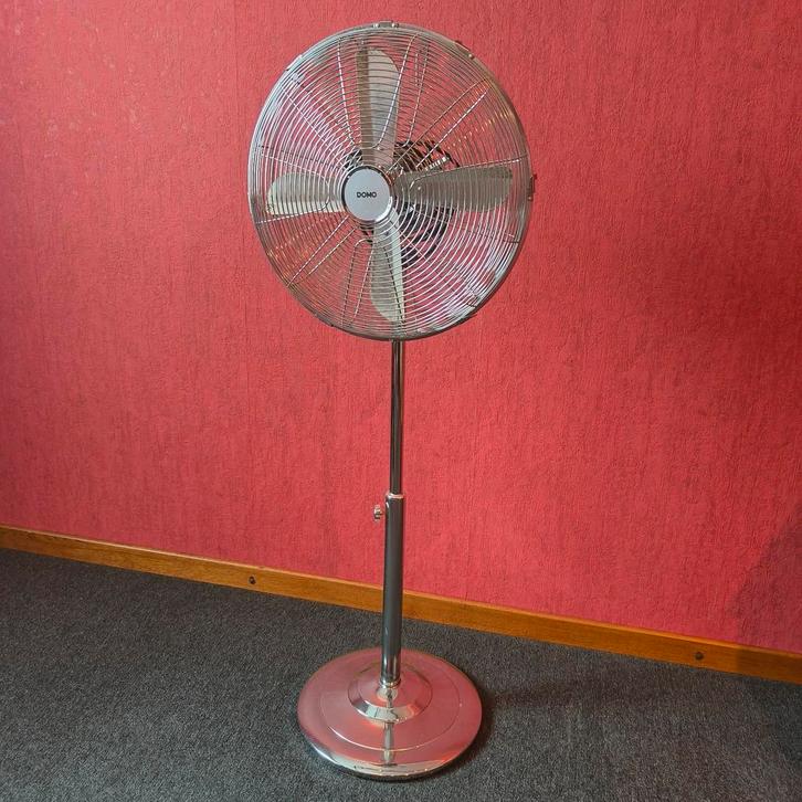 DOMO Stevige statiefventilator, Elektronische apparatuur, Ventilatoren, Zo goed als nieuw, Statiefventilator, Ophalen