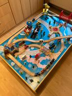 Houten trein  + speeltafel KidKraft, Kinderen en Baby's, Speelgoed | Houten speelgoed, Gebruikt, Ophalen