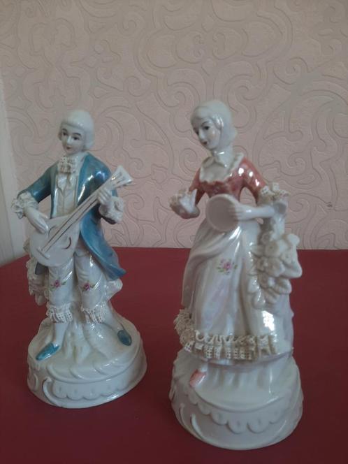 Set vintage porseleinen beeldjes – barokstijl muziekkoppel, Antiek en Kunst, Antiek | Porselein, Ophalen of Verzenden