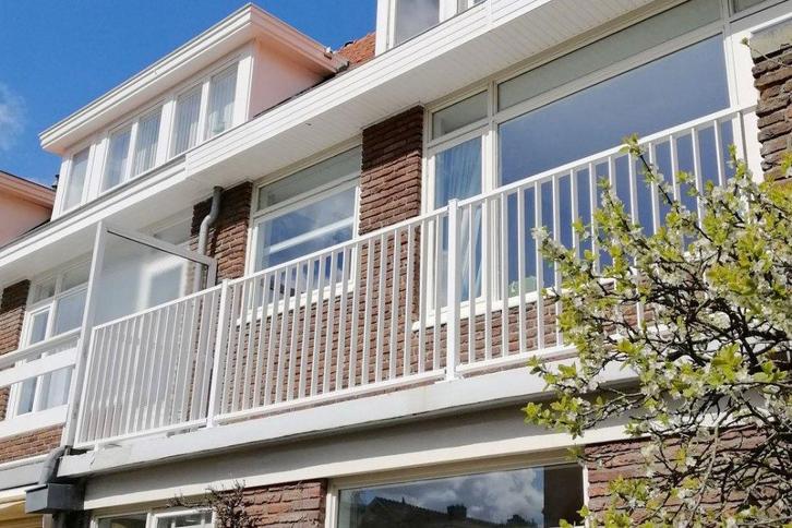 Zoek jij een balustrade hekwerk voor je balkon of dakterras?, Tuin en Terras, Tuinhekken en Hekwerk, Nieuw, IJzer, Met poort, Ophalen of Verzenden