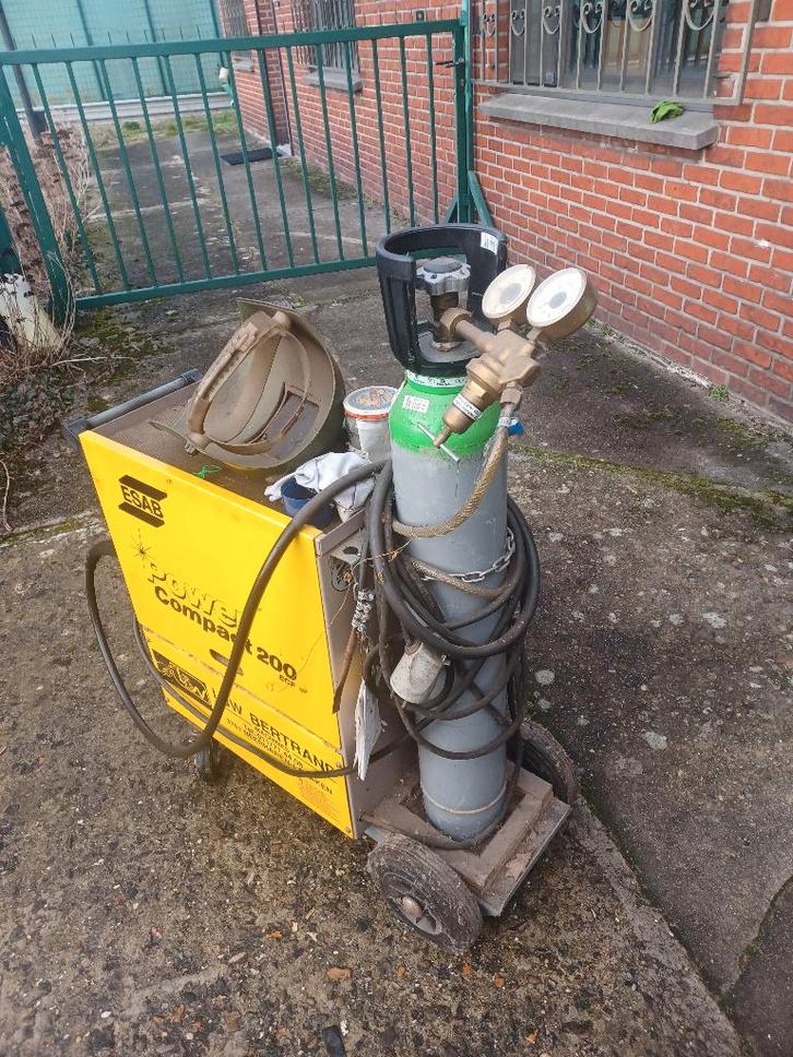 Power Compact 200/250 - LBW BERTRAND, Bricolage & Construction, Outillage | Soudeuses, Utilisé, Électrodes, 150 à 250 ampères