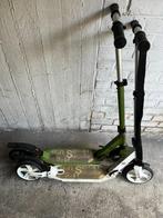 2 Trottinettes à grandes roues pliables adulte/enfant, Ophalen