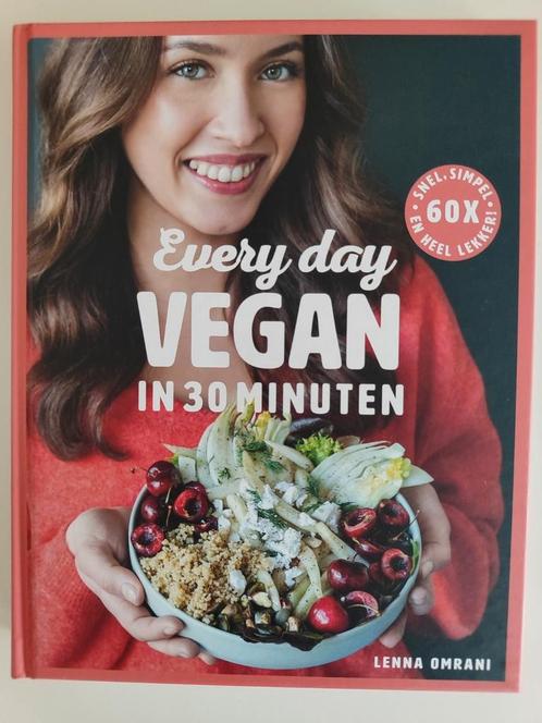 Lenna Omrani - Every Day Vegan in 30 minuten, Boeken, Kookboeken, Zo goed als nieuw, Ophalen of Verzenden