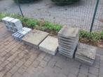 Gratis betondallen, tegels, klinkers, dekstenen, betontegels, Ophalen, Zo goed als nieuw, Klinkers