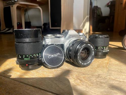 canon AE-1 met lenzen, Audio, Tv en Foto, Fotocamera's Analoog, Gebruikt, Spiegelreflex, Canon, Ophalen of Verzenden