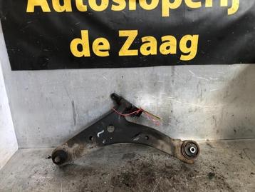 Draagarm links-voor van een Hyundai Santafe beschikbaar voor biedingen