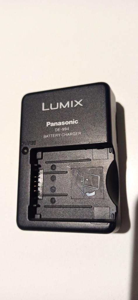 Panasonic Lumix charger DE-994, Audio, Tv en Foto, Fotografie | Accu's en Batterijen, Gebruikt, Ophalen