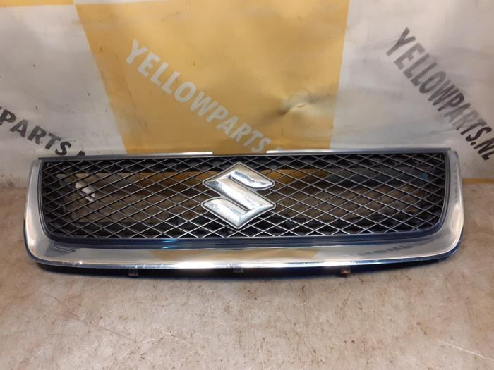 Grille van een Suzuki Grand Vitara (38B), Auto-onderdelen, Carrosserie, Suzuki, Gebruikt, 3 maanden garantie, Ophalen of Verzenden