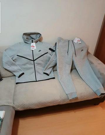 Nike tech fleece – Original Product  beschikbaar voor biedingen