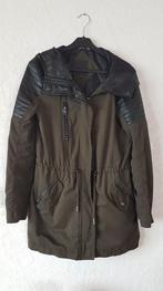 Veste mi saison capuche taille M, Kleding | Dames, Jassen | Zomer, Ophalen of Verzenden, Gedragen, Maat 38/40 (M)