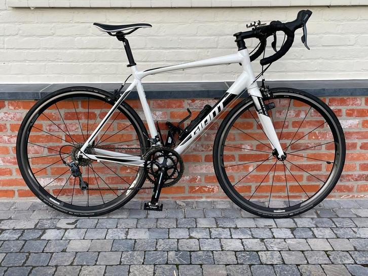 Koersfiets/racefiets Giant Contend M/L, Fietsen en Brommers, Fietsen | Racefietsen, Gebruikt, Heren, Giant, 15 tot 20 versnellingen