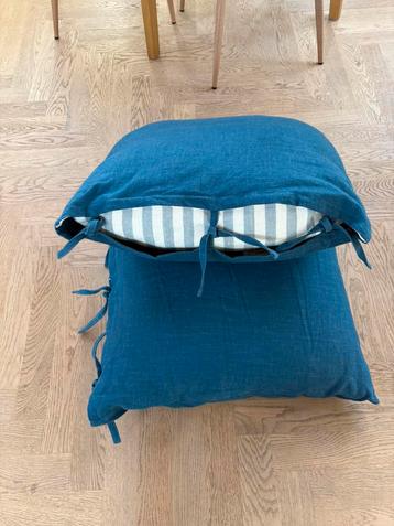 Kussens + kussensloop 65x65cm beschikbaar voor biedingen
