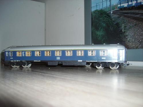 LIMA RIJTUIGENSET VAN DE DB VOOR NATIONAAL VERKEER, Hobby en Vrije tijd, Modeltreinen | H0, Gebruikt, Wagon, Gelijkstroom of Wisselstroom