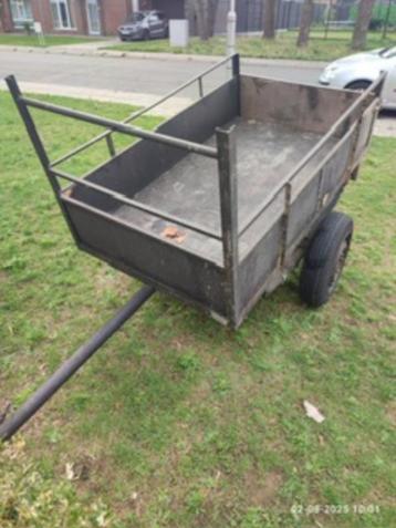 aanhangwagen beschikbaar voor biedingen