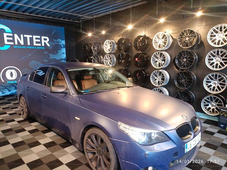 Bmw série 5 E60 !!! Essence  !!!LEZ ok!!!3999€, Auto's, BMW, Particulier, 5 Reeks, Benzine, Automaat, Ophalen