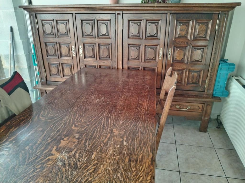 massief houten eetkamer, in goede staat, Huis en Inrichting, Woonaccessoires | Kisten, Ophalen