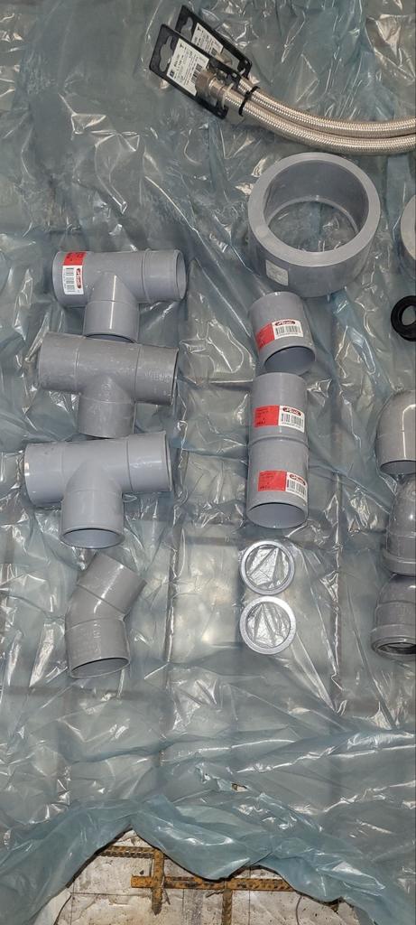 Pvc,flexibels..., Doe-het-zelf en Bouw, Buizen en Afvoer, Zo goed als nieuw, PVC, Ophalen