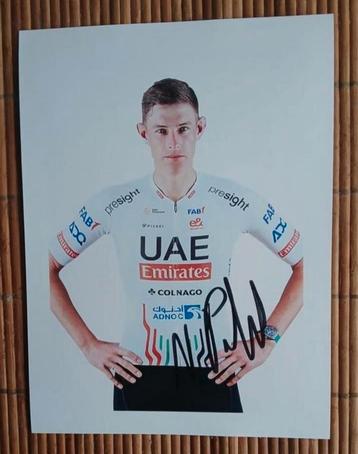 Gesigneerde foto van Nils Politt.  beschikbaar voor biedingen