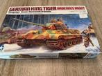 Tamiya 1/35 King Tiger and 2 Panther Tanks - lot of 3 items, Hobby en Vrije tijd, Modelbouw | Auto's en Voertuigen, Tank, Groter dan 1:32