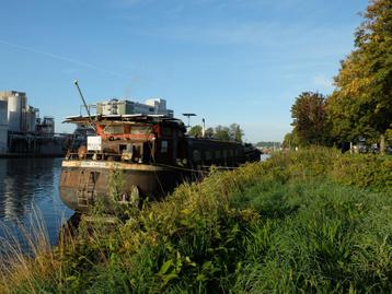 Woonboot te koop - een project voor Handige Harry's, 150 m², Ventes sans courtier