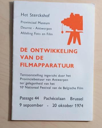 De ontwikkeling van de filmapparatuur Passage 44 BXL 1974