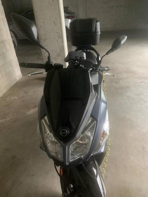 sym jet 14 50cc b klasse +motor gps+koffer met rugsteun+helm, Fietsen en Brommers, Scooters | SYM, Zo goed als nieuw, Overige modellen