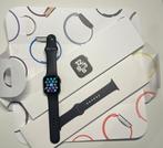 Apple Watch - 40mm - Space Grey (aankoop 05/2022), Handtassen en Accessoires, Blauw, Apple Watch, IOS, Zo goed als nieuw