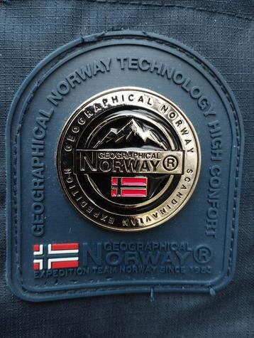 Prachtige jas van Geographical Norway. Wind- en waterdicht  beschikbaar voor biedingen