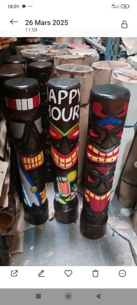 Statue totem Tiki 100 cm en bois d albesia 45€ pièce, Antiek en Kunst, Kunst | Beelden en Houtsnijwerken, Ophalen of Verzenden