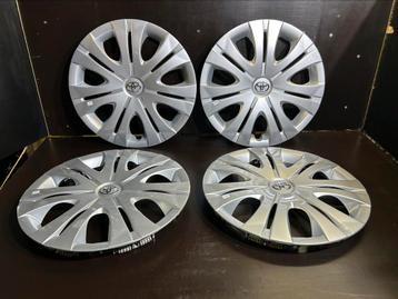 4 wieldoppen Toyota corolla avensis yaris 16" beschikbaar voor biedingen