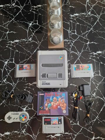 Super Nintendo-console + 3 games + controller! SLA UIT! 