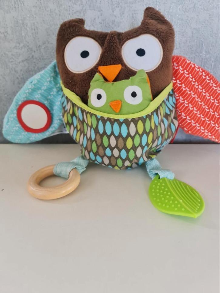 Babyspeelgoed : Hop Zoo - Activity knuffel - Uil, Kinderen en Baby's, Speelgoed | Babyspeelgoed, Zo goed als nieuw, Ophalen of Verzenden