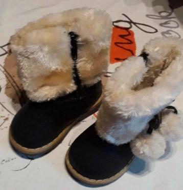 Bottes fourrées, Neuf, Enlèvement ou Envoi, Bottines, Fille