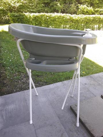 Baignoire pour bébé Bébé-jou + support, Comme neuf, Enlèvement, Standard, Bébé-jou