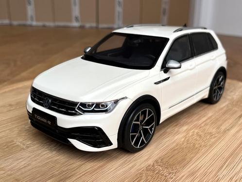 SUPERDEAL Volkswagen Tiguan R wit OttO Mobile 1:18 VW nieuw, Hobby en Vrije tijd, Modelauto's | 1:18, Nieuw, Auto, OttOMobile
