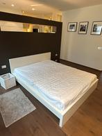 Bed 140 x 200 + matras. Prijs bespreekbaar., Huis en Inrichting, Slaapkamer | Complete slaapkamers, Ophalen, Gebruikt, Twijfelaar