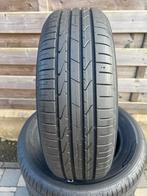 HANKOOK 205/60/R16 NIEUW NIEUW, 205 mm, Nieuw, Band(en), 16 inch