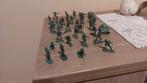 32 Vintage plastic soldaatjes / groen, Verzamelen, Verzenden