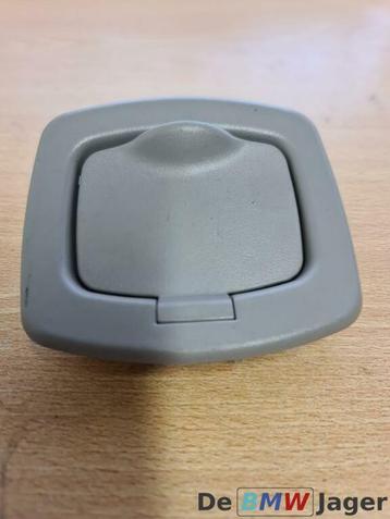 Afdekkap bekleding LA isofix BMW 3-serie Touring E91 7157942 beschikbaar voor biedingen