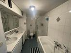 Badkamer, Huis en Inrichting, Badkamer | Complete badkamers, Ophalen, Gebruikt, Met bad