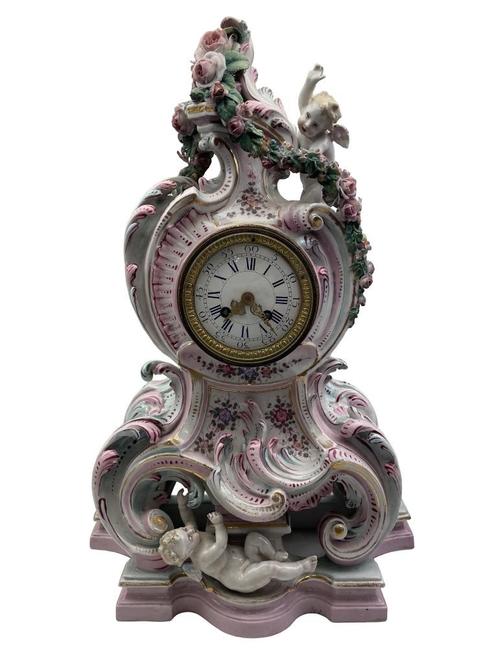 Grote klok van Saksisch porselein - Louis XV-stijl - 19e, Antiek en Kunst, Antiek | Porselein, Ophalen of Verzenden