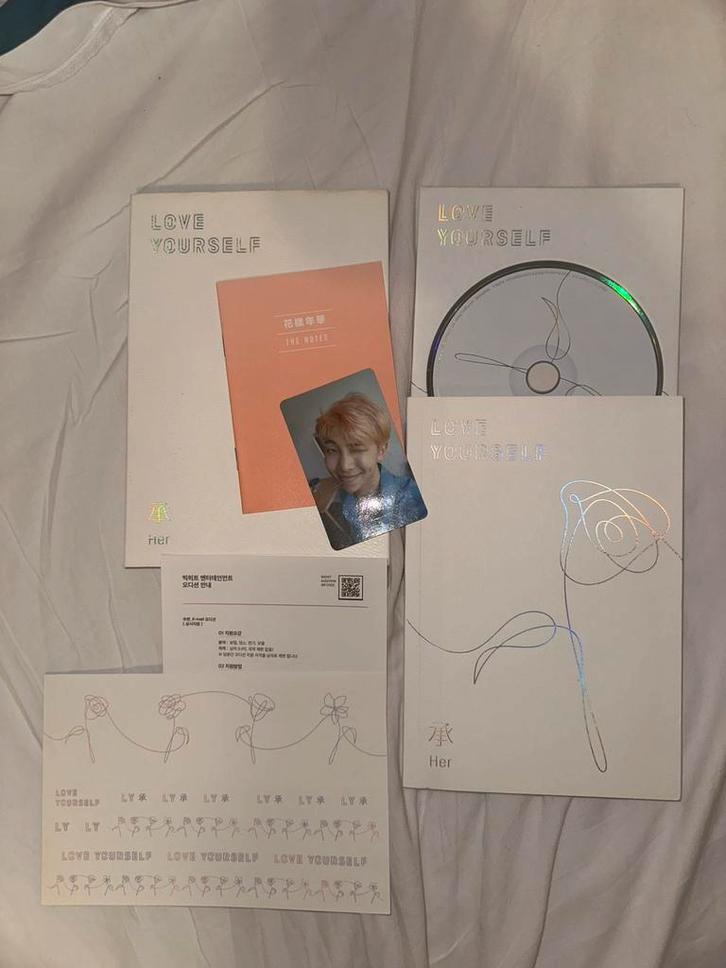 3 BTS ALBUMS + 1 DVD, Cd's en Dvd's, Cd's | Wereldmuziek, Zo goed als nieuw, Ophalen